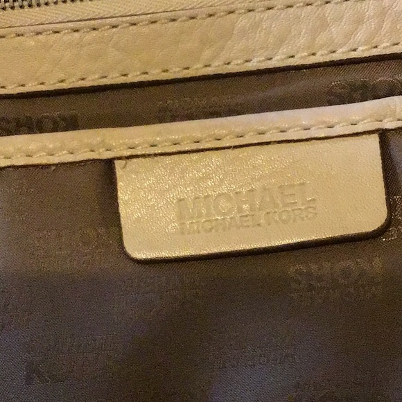 Michael Kors leather hobo hamburger - Picture 6 of 8